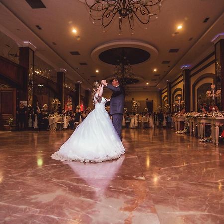 Grand Victoria Boutique Hotel Loja Luaran gambar