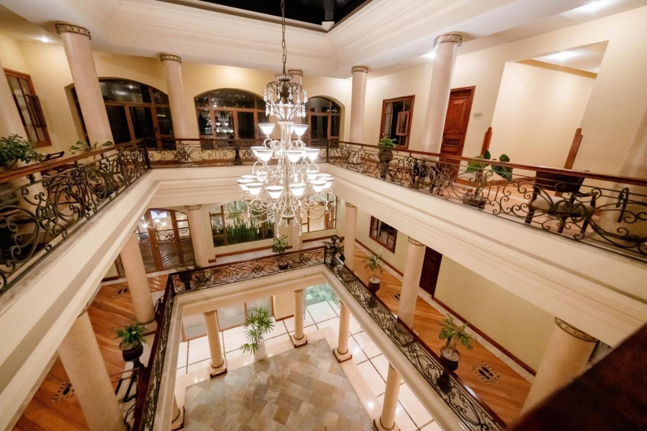 Grand Victoria Boutique Hotel Loja Luaran gambar