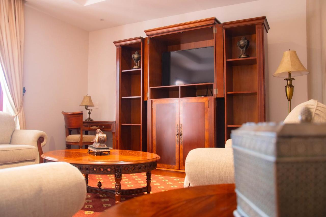 Grand Victoria Boutique Hotel Loja Luaran gambar